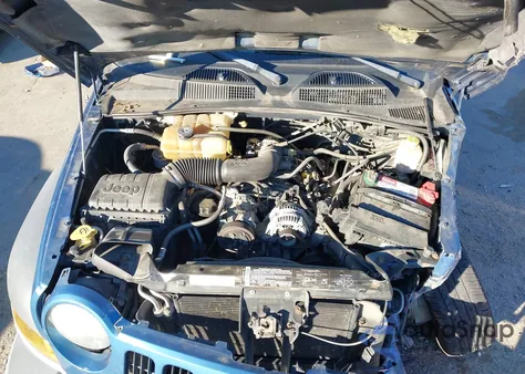 2005 Jeep Liberty Sport from USA, damaged, VIN 1J4GL48K95W531232